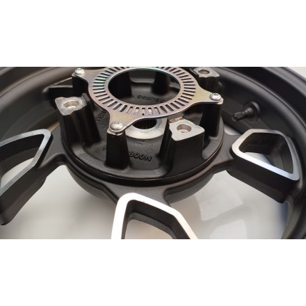 CERCHIO RUOTA POSTERIORE ORIGINALE VOGE SFIDA SR1 125 2024