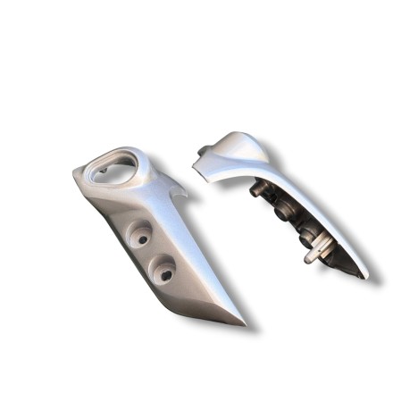 COPPIA STAFFE FARO FRECCE SUPPORTI FANALE PER YAMAHA FZ6 N / S2 (2004-2010)