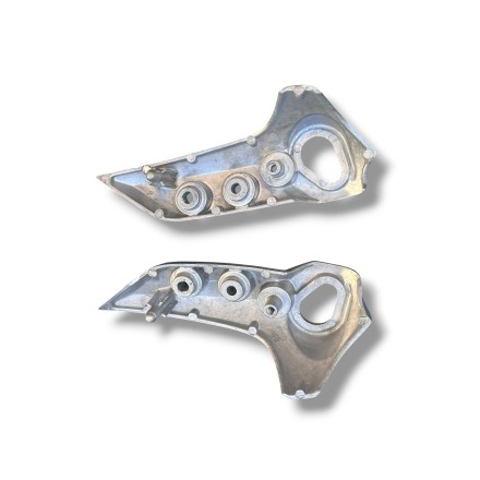 COPPIA STAFFE FARO FRECCE SUPPORTI FANALE PER YAMAHA FZ6 N / S2 (2004-2010)