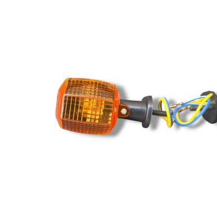 COPPIA FRECCE INDICATORI DIREZIONE POSTERIORI PER KAWASAKI NINJA ZX-7R / ZXR 750 / ZXR 400 / NINJA 900 / KLE 500