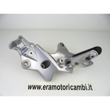 SUPPORTO CON PEDANA POGGIAPIEDE ANTERIORE PILOTA SINISTRA BMW F800 S - 2007