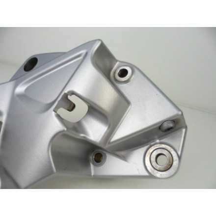 SUPPORTO CON PEDANA POGGIAPIEDE ANTERIORE PILOTA DESTRA BMW F800 S - 2007