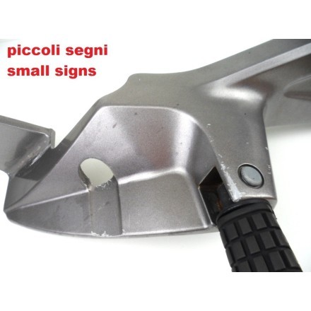 SUPPORTO PEDANA DESTRA COMPLETO DI PEDALINI HONDA NT 700 V DEAUVILLE 2008