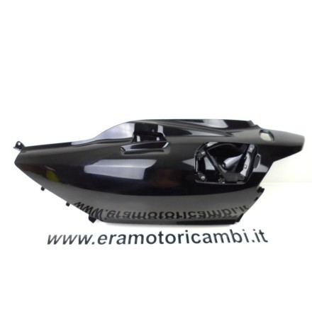 CARENA FIANCHETTO POSTERIORE SOTTO SELLA SINISTRO SUZUKI AN 650 BURGMAN K4 2004