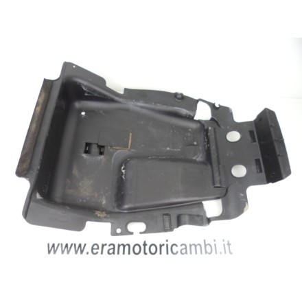 PANNELLO SERBATOIO PARAFANGO SOTTOSELLA POSTERIORE SUZUKI AN 650 BURGMAN K4 2004