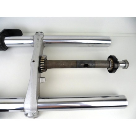 STELI FORCELLA FORCA ANTERIORE PIASTRA INFERIORE SUZUKI AN 650 BURGMAN K4 2004