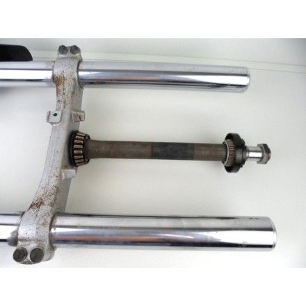 STELI FORCELLA FORCA ANTERIORE PIASTRA INFERIORE SUZUKI AN 650 BURGMAN K4 2004