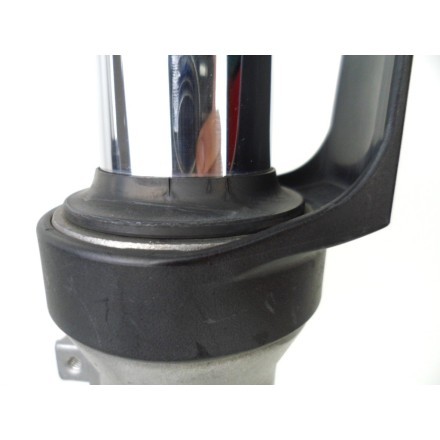 STELI FORCELLA FORCA ANTERIORE PIASTRA INFERIORE SUZUKI AN 650 BURGMAN K4 2004