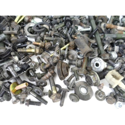 KIT VITERIA BULLONERIA VARIA PERNI VITI BULLONI SUZUKI AN 650 BURGMAN K4 2004