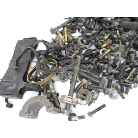 KIT VITERIA BULLONERIA VARIA PERNI VITI BULLONI SUZUKI AN 650 BURGMAN K4 2004