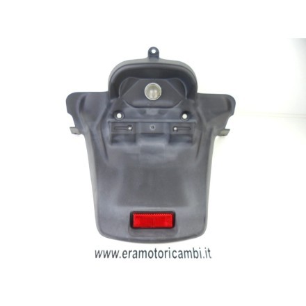 CARENA SUPPORTO PORTA TARGA PARAFANGO POSTERIORE SUZUKI AN 650 BURGMAN K4 2004