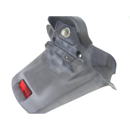 CARENA SUPPORTO PORTA TARGA PARAFANGO POSTERIORE SUZUKI AN 650 BURGMAN K4 2004