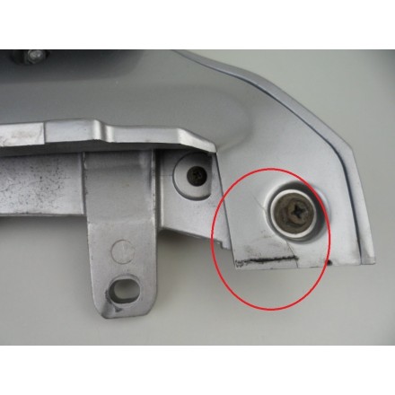 CARENA SCHIENALE SELLINO POGGIASCHIENA POSTERIORE SUZUKI AN 250 BURGMAN K1 2001