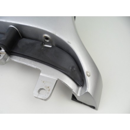 CARENA SCHIENALE SELLINO POGGIASCHIENA POSTERIORE SUZUKI AN 250 BURGMAN K1 2001