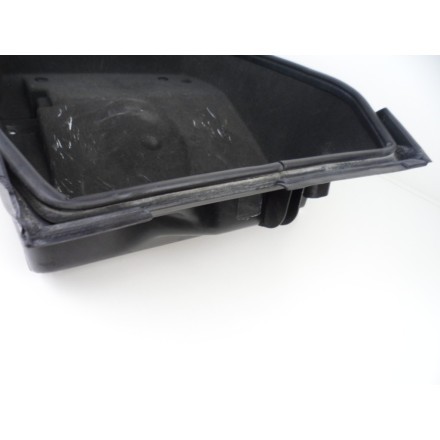 BOX OGGETTI SOTTOSELLA CARENA VASCA PORTA CASCO SUZUKI AN 250 BURGMAN K1 2001