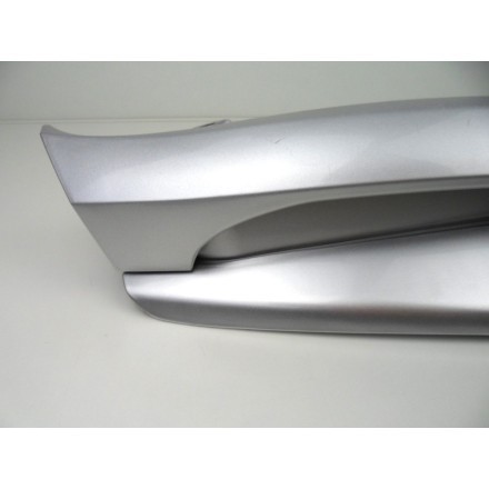 MANIGLIONE SOTTOSELLA SUPPORTO POSTERIORE DESTRO SUZUKI AN 250 BURGMAN K1 2001