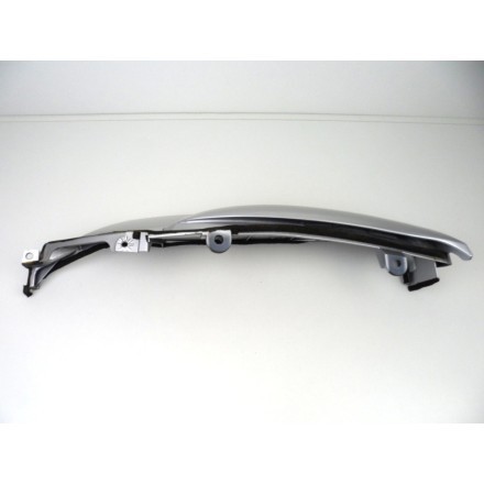 MANIGLIONE SOTTOSELLA SUPPORTO POSTERIORE DESTRO SUZUKI AN 250 BURGMAN K1 2001