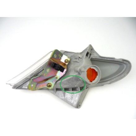 STANLEY FRECCIA INDICATORE ANTERIORE DESTRA SUZUKI AN 400 BURGMAN 2000