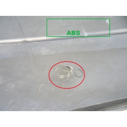 CARENA CODONE COPERCHIO TELAIO POSTERIORE DESTRO SUZUKI AN 400 BURGMAN 2000