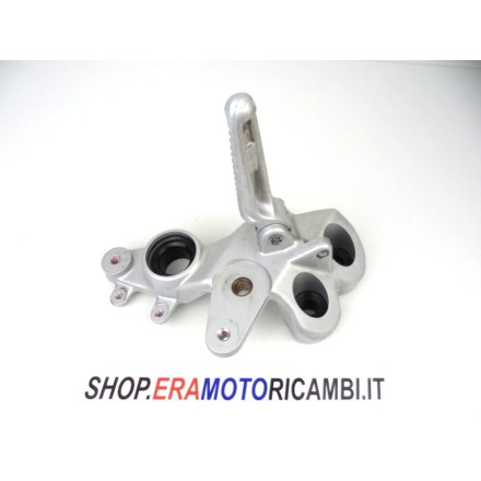 SUPPORTO CON PEDANA ANTERIORE PILOTA DESTRA DUCATI MULTISTRADA 1100 S 2009