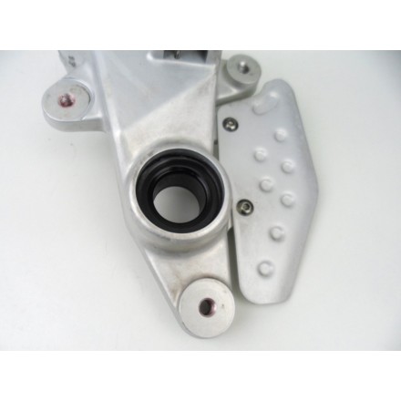 SUPPORTO CON PEDANA ANTERIORE PILOTA SINISTRA DUCATI MULTISTRADA 1100 S 2009