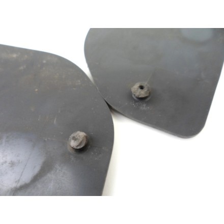 COPPIA TAPPETINI IN GOMMA PER PEDANE ANTERIORI SUZUKI AN 250 BURGMAN 1998