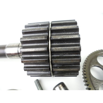 KIT INGRANAGGI DISTRIBUZIONE MOTORE CON INTERMEDIO DUCATI 1198 Superbike 2010