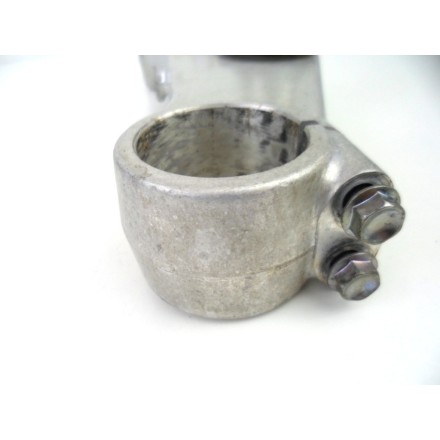 PIASTRA BASE CANOTTO SUPPORTO INFERIORE FORCELLA SUZUKI V-STROM 1000 2002