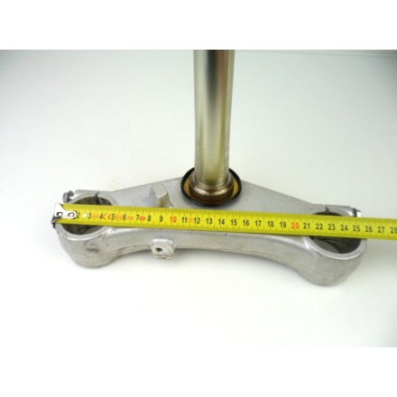 PIASTRA BASE CANOTTO SUPPORTO INFERIORE FORCELLA SUZUKI V-STROM 1000 2002