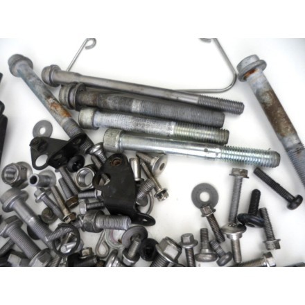 KIT VITERIA BULLONERIA VARIA PERNI VITI BULLONI TRIUMPH SPEED TRIPLE 1050 2011