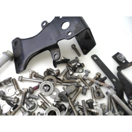 KIT VITERIA BULLONERIA VARIA PERNI VITI BULLONI TRIUMPH SPEED TRIPLE 1050 2011