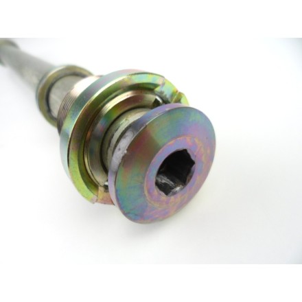 ASSE PERNO ASSIALE FISSAGGIO FORCELLONE / MOTORE TRIUMPH SPEED TRIPLE 1050 2011