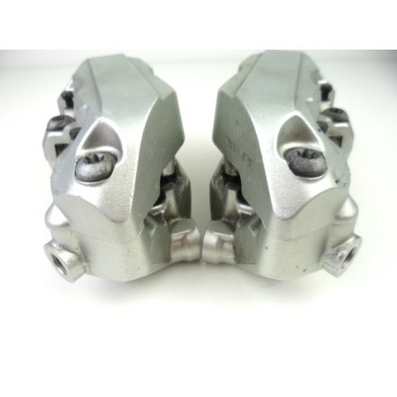 BREMBO COPPIA PINZE FRENO RUOTA ANTERIORE TRIUMPH SPEED TRIPLE 1050 2011