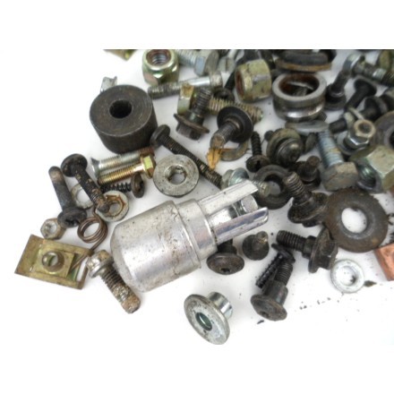 KIT VITERIA BULLONERIA VARIA PERNI VITI BULLONI PEUGEOT ELYSEO 125 1999