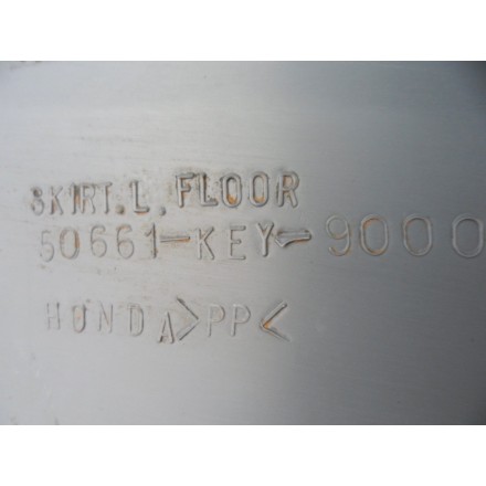 COPPIA CARENE PANNELLI FIANCHETTI SOTTO PEDANE HONDA PANTHEON 150 Fes 2000