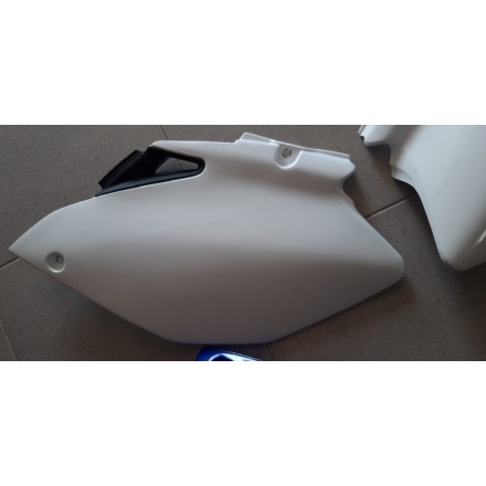 UFO original PLASTICHE CARENE ANTERIORI E POSTERIORI YAMAHA YZF 250 / 450 2006