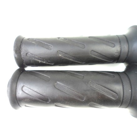 COMANDO GAS COMPLETO DI MANOPOLE E CAVI ACCELERATORE SUZUKI BURGMAN 125 UH 2007