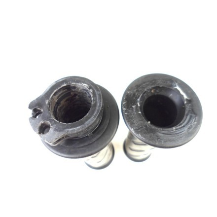 COMANDO GAS COMPLETO DI MANOPOLE E CAVI ACCELERATORE SUZUKI BURGMAN 125 UH 2007