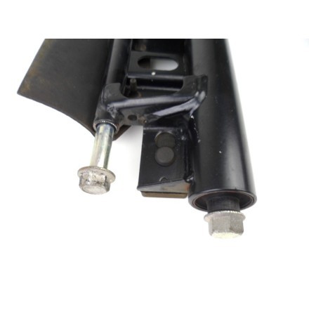 SILENT-BLOCK SUPPORTO STAFFA REGGI MOTORE / TELAIO SUZUKI BURGMAN 125 UH 2007