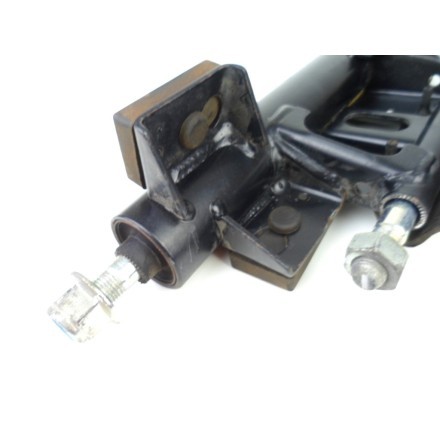 SILENT-BLOCK SUPPORTO STAFFA REGGI MOTORE / TELAIO SUZUKI BURGMAN 125 UH 2007