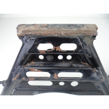 CAVALLETTO SOSTEGNO MOTO CENTRALE CON PERNO E MOLLA SUZUKI BURGMAN 125 UH 2007