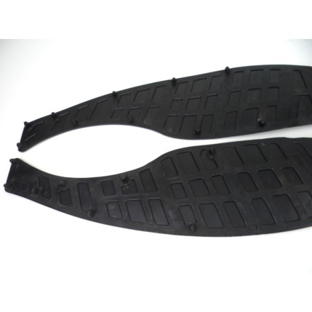 COPPIA TAPPETI GOMME RIVESTIMENTO TAPPETINI PEDANE SUZUKI BURGMAN 125 UH 2007