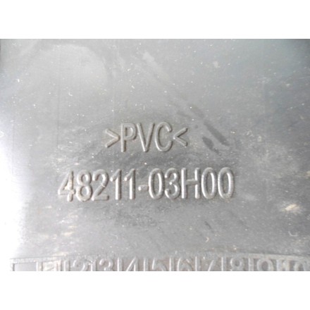 COPPIA TAPPETI GOMME RIVESTIMENTO TAPPETINI PEDANE SUZUKI BURGMAN 125 UH 2007