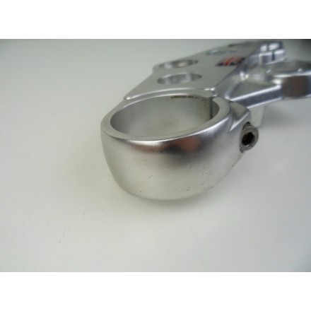 PIASTRA FORCELLA BASE DI STERZO SUPERIORE TRIUMPH SPEED TRIPLE 1050 2005