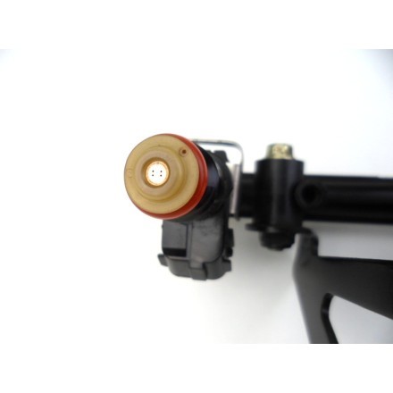 KIT x3 INIETTORI BENZINA CORPO FARFALLATO -MOTORE TRIUMPH SPEED TRIPLE 1050 2005