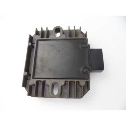 REGOLATORE DI TENSIONE RADDRIZZATORE DI CORRENTE OEM SUZUKI AN 400 BURGMAN 2006