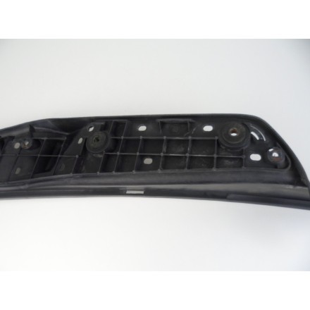 COPPIA PEDANE RIVESTIMENTI INFERIORI POGGIA PIEDI SUZUKI AN 400 BURGMAN 2005