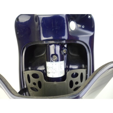 CARENA OGGETTI PANNELLO RIVESTIMENTO INTERNO APRILIA SCARABEO 50 4-tempi 2007