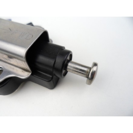 OMRON SENSORE OFF/ON FUEL CUT INTERRUTTORE CAVALLETTO YAMAHA YZF-R6 2003