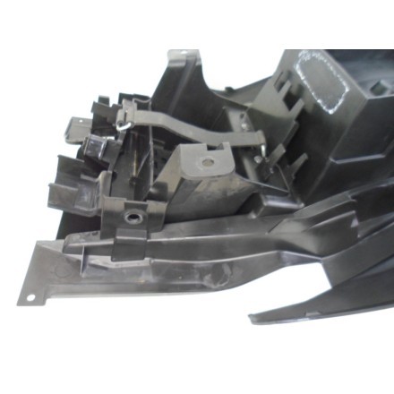 CARENA VANO BATTERIA INTERNO PARAFANGO POSTERIORE SUZUKI V-STROM 650 ABS 2012